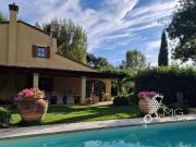 Rustici e casali in vendita di 120 m² in Via Livornese Est