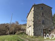 Rustici e casali in vendita di 220 m²