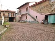 Rustici e casali in vendita di 125 m² in Via Monte...