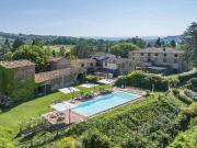 Rustici e casali in vendita di 1267 m² in Via Infrantoio, 4