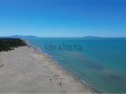 Rustici e casali in vendita di 1300 m² in Via Grossetana, 9