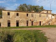 Rustici e casali in vendita di 1350 m² in Via...