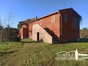 Rustici e casali in vendita di 1406 m²