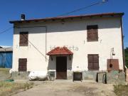 Rustici e casali in vendita di 140 m² in Strada del Campo