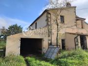 Rustici e casali in vendita di 140 m² in Via dei Macelli, 1
