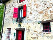 Rustici e casali in vendita di 1457 m² in Via Serramando