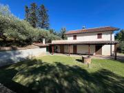 Rustici e casali in vendita di 150 m²