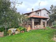 Rustici e casali in vendita di 150 m²