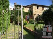 Rustici e casali in vendita di 150 m² in Via della...