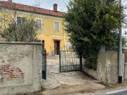 Rustici e casali in vendita di 150 m² in Via Serra...