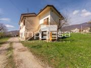 Rustici e casali in vendita di 150 m² in Via Tonus