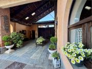 Rustici e casali in vendita di 152 m² in Via Poirino, 1