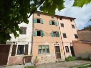 Rustici e casali in vendita di 157 m² in Contrada...