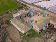 Rustici e casali in vendita di 1600 m²