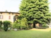 Rustici e casali in vendita di 1600 m²