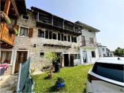 Rustici e casali in vendita di 160 m² in Via Loggia