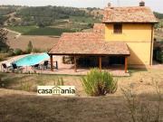 Rustici e casali in vendita di 160 m² in Via MONTALFOGLIO