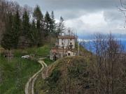 Rustici e casali in vendita di 160 m² in Via Parco...