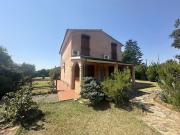 Rustici e casali in vendita di 170 m²