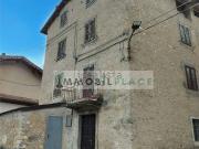 Rustici e casali in vendita di 171 m² in Frazione Pezzati, 3