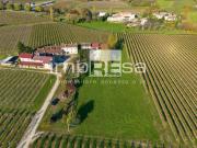 Rustici e casali in vendita di 171 m² in Via Tempio