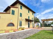 Rustici e casali in vendita di 175 m²