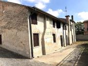 Rustici e casali in vendita di 180 m²