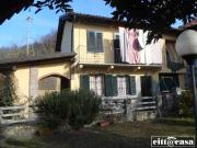 Rustici e casali in vendita di 180 m²