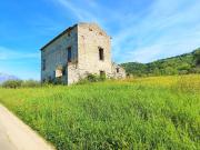 Rustici e casali in vendita di 180 m² in Via Cerri Aprano