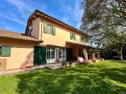 Rustici e casali in vendita di 180 m² in Via Idrovora