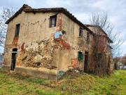 Rustici e casali in vendita di 180 m² in Via le Case