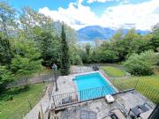 Rustici e casali in vendita di 180 m² in Via Per Bron