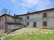 Rustici e casali in vendita di 182 m² in Via Ronchi, 752