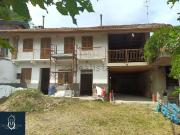 Rustici e casali in vendita di 183 m² in Strada Val...