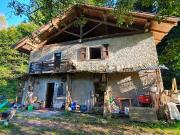 Rustici e casali in vendita di 189 m² in Via 4 Novembre