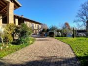 Rustici e casali in vendita di 189 m² in Via Are