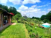 Rustici e casali in vendita di 190 m² in Via Case Sparse