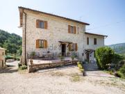 Rustici e casali in vendita di 196 m² in Frazione fogliano