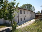 Rustici e casali in vendita di 2000 m² in Via Beato...