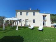 Rustici e casali in vendita di 200 m²