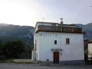 Rustici e casali in vendita di 200 m² in Contrada Calazzotto