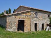 Rustici e casali in vendita di 200 m² in Frazione...