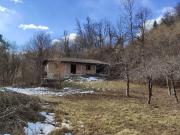 Rustici e casali in vendita di 200 m² in Frazione terzo