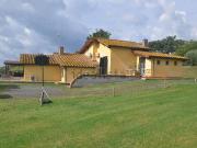 Rustici e casali in vendita di 200 m² in Via Aia Vecchia