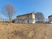 Rustici e casali in vendita di 200 m² in Via Cassolnovo