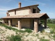 Rustici e casali in vendita di 200 m² in Via del Polverino