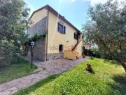 Rustici e casali in vendita di 200 m²