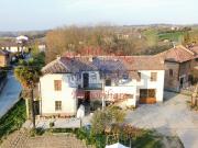 Rustici e casali in vendita di 200 m² in Via Farinere