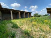 Rustici e casali in vendita di 200 m² in Via Indipendenza, 1