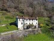 Rustici e casali in vendita di 200 m² in Via Motton, 6
